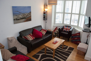 Regatta Cottage - Living Room